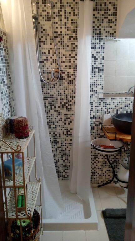 La Tana Del Nano Apartment อังโกนา ภายนอก รูปภาพ