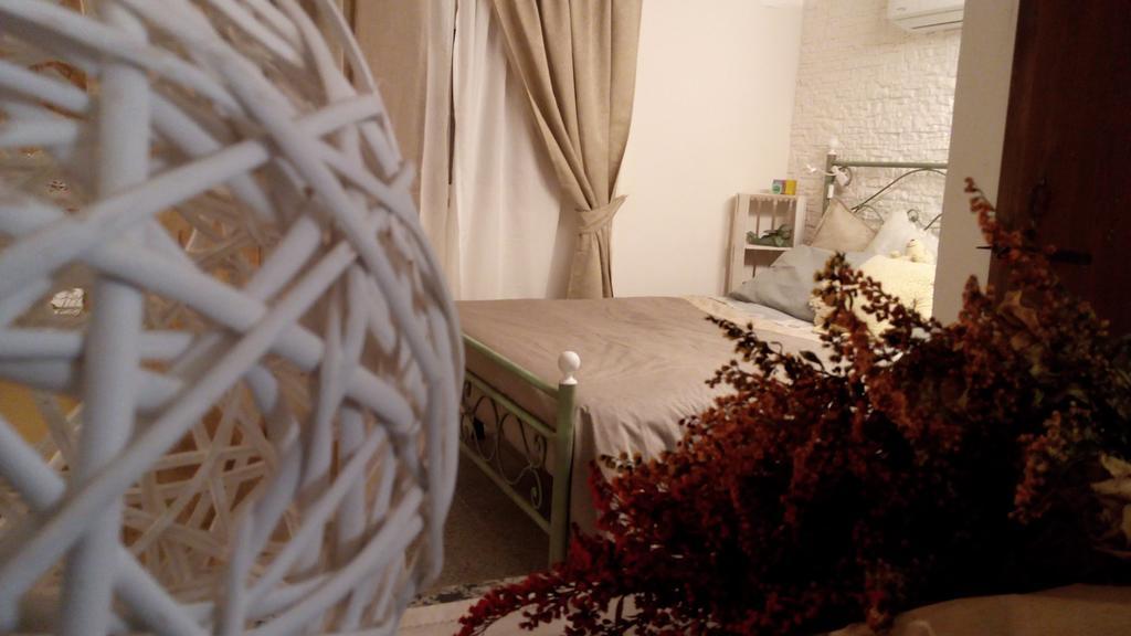 La Tana Del Nano Apartment อังโกนา ภายนอก รูปภาพ